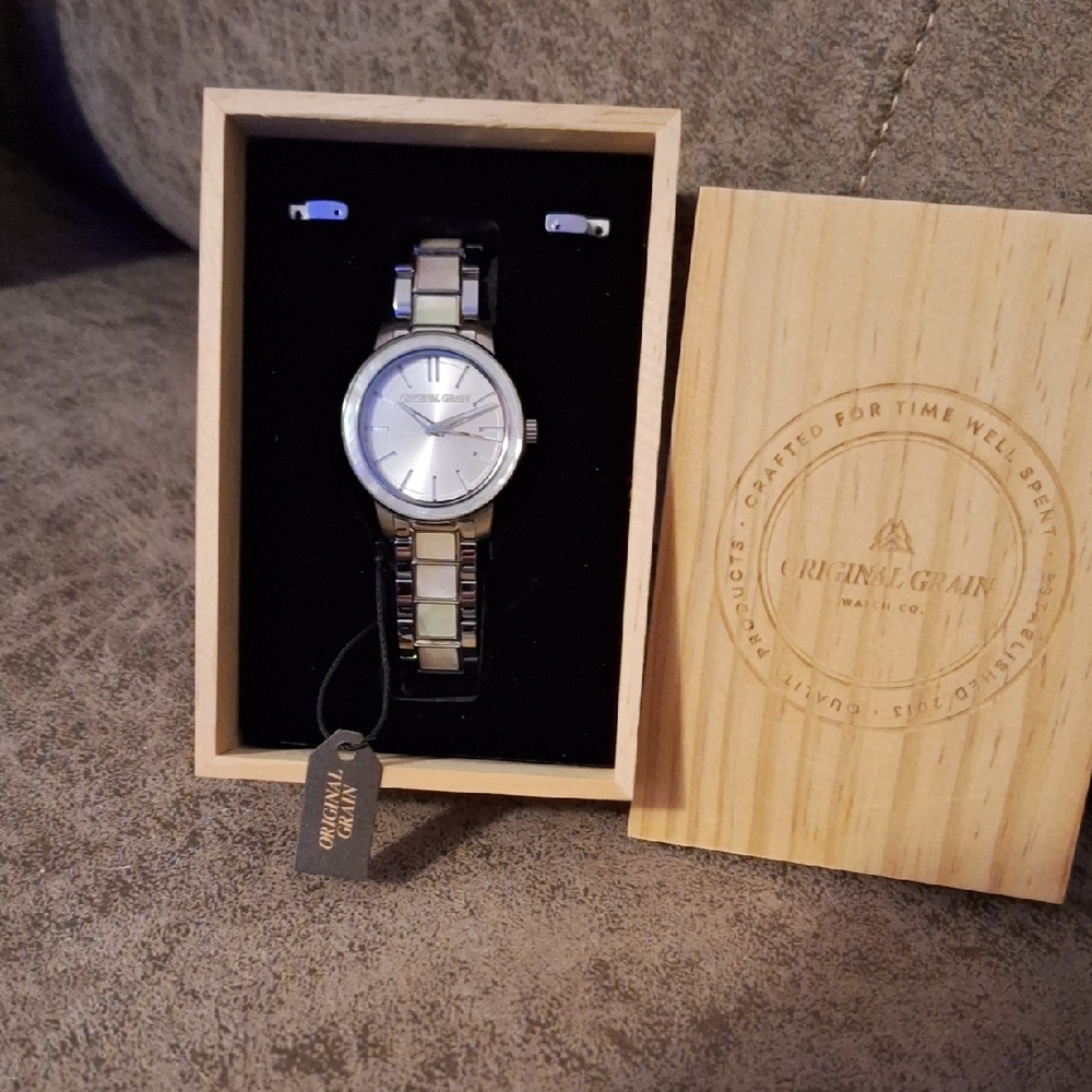 Original Grain Women's Silver Watch